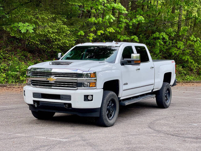chevrolet silverado 2500hd 2018 1GC1KXEY1JF220462 image chevrolet silverado 2500hd 2018 1GC1KXEY1JF220462 image